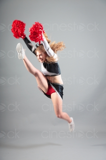 Cheerleader springt mit Puschel 20120506_0455 