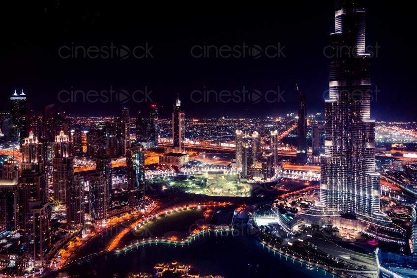 Dubai Skyline bei Nacht 20140313-0570-2