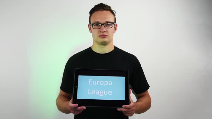 111_Party_Europa_League