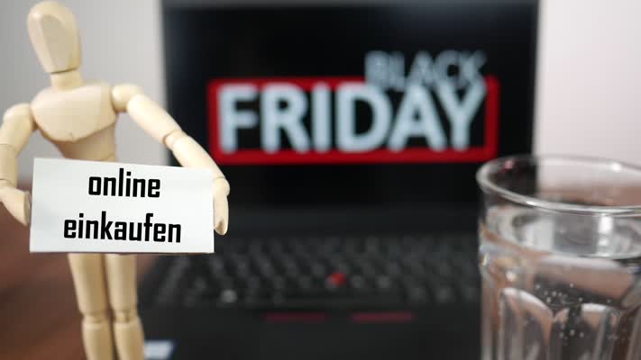 301_Black_Friday_Online_Einkaufen