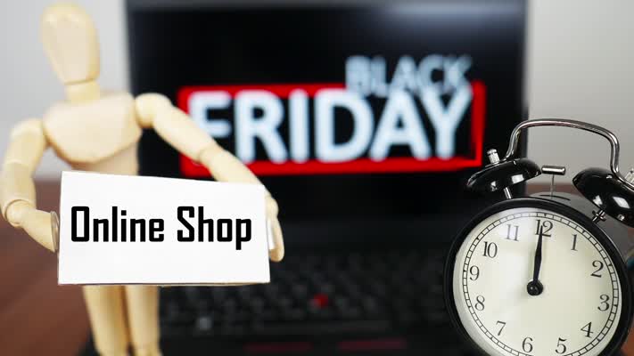 303_Black_Friday_Online_Shop_II