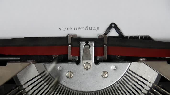 498_Verkuendung_Schreibmaschine