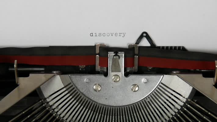 503_Discovery_drehen_Schreibmaschine