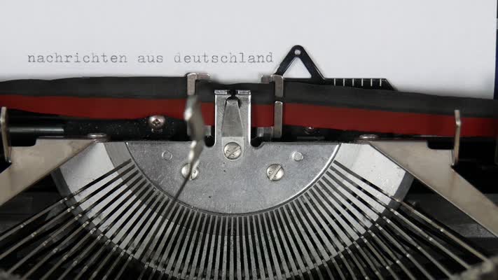 516_Nachrichten_aus_Deutschland_Schreibmaschine