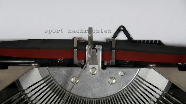 523_Sport_Nachrichten_Schreibmaschine