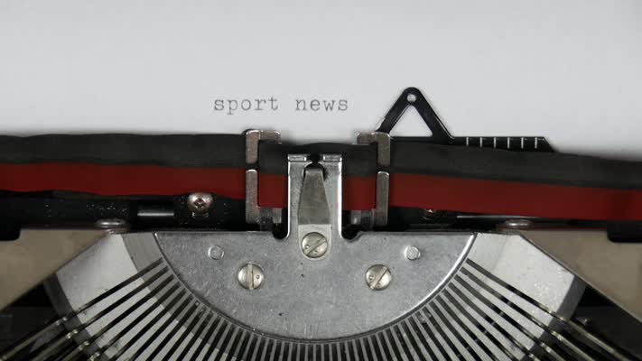 524_Sport_News_drehen_Schreibmaschine