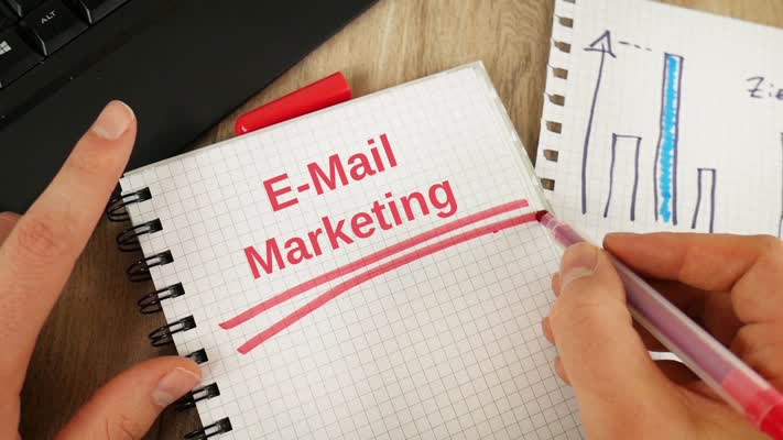 740_Business_E-Mail_Marketing