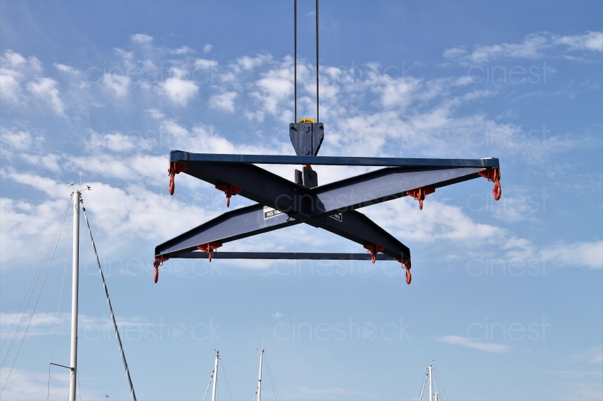 boat-crane-2692973