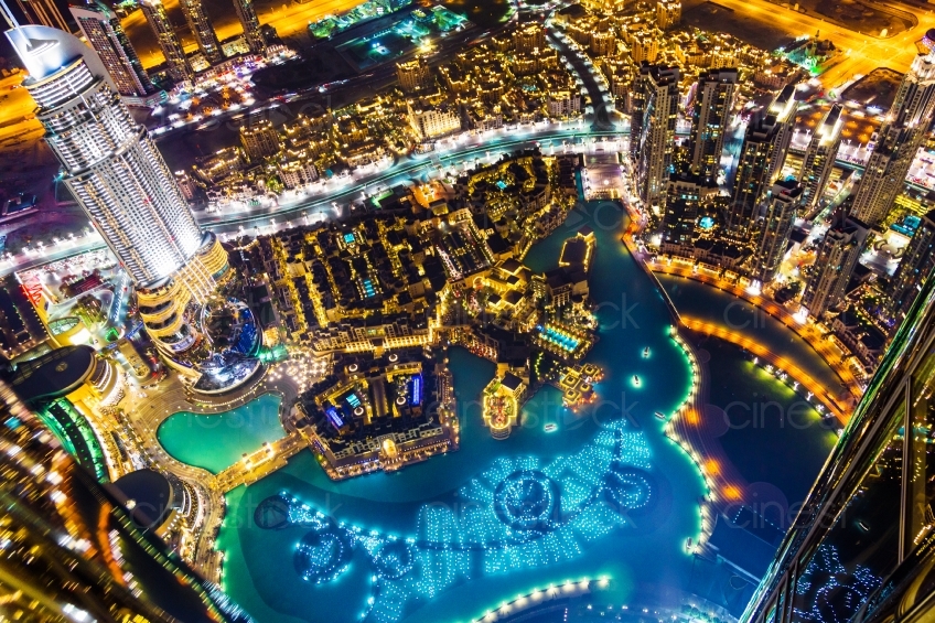 Dubai bei Nacht 