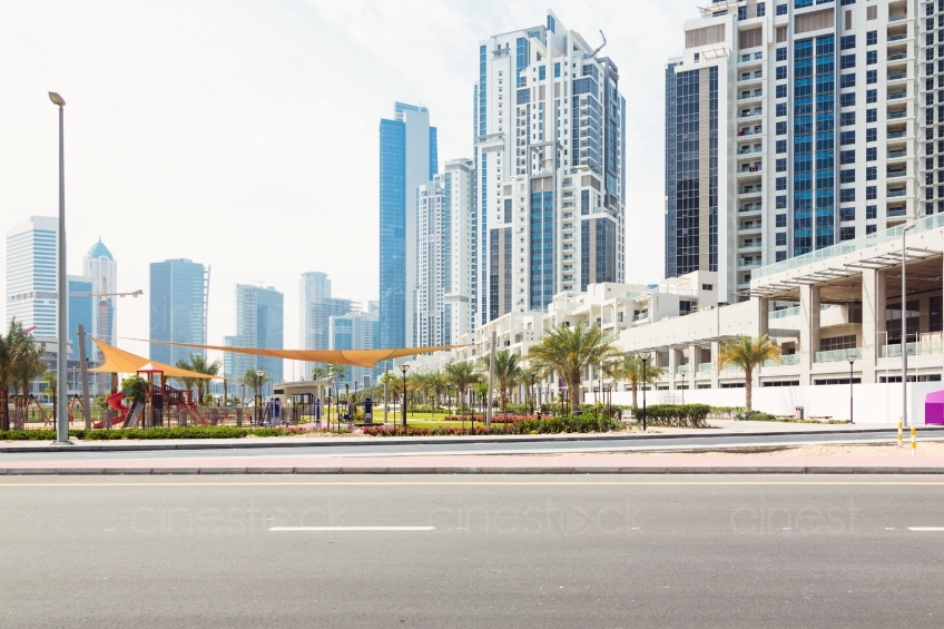 Dubai Hochhaus reihe 20140313-0039