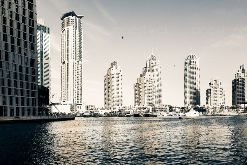 Dubai See 20140313-0350