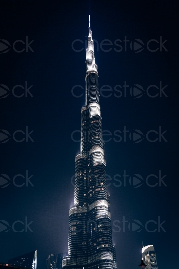 Dubai Skyline bei Nacht 20140313-0496