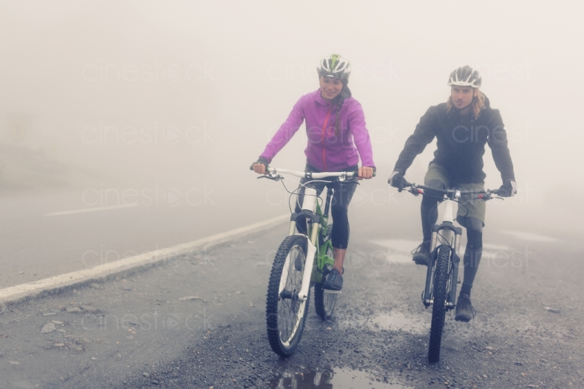 Fahrrad im Nebel 20150817-0511