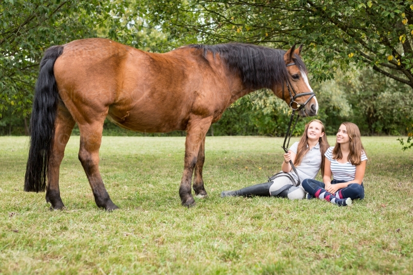Kinder mit Pferd 20150913-1520 