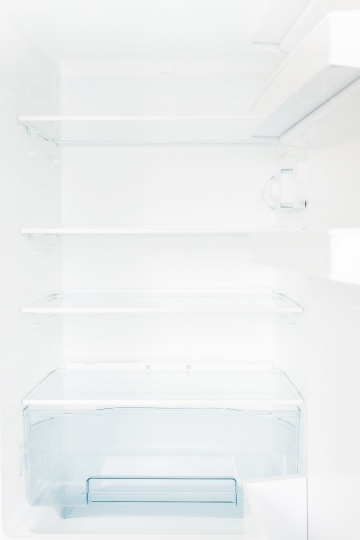Leerer Kühlschrank 20130110