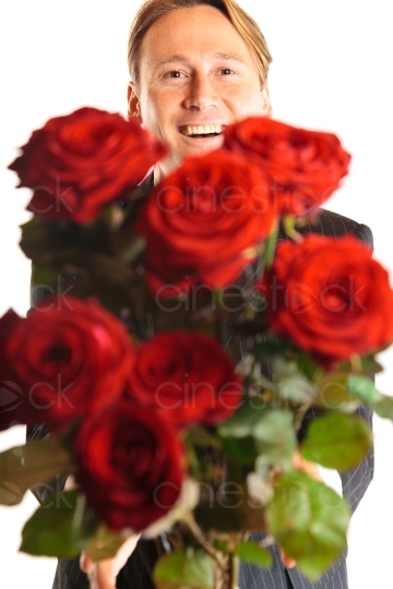 Mann mit roten Rosen 20091212_0282