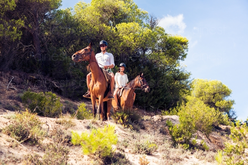 Mann und Frau auf Pferden 20130911-mallorca-2384