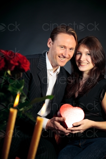 Mann und Frau beim Candle Light Dinner 20091212_0166