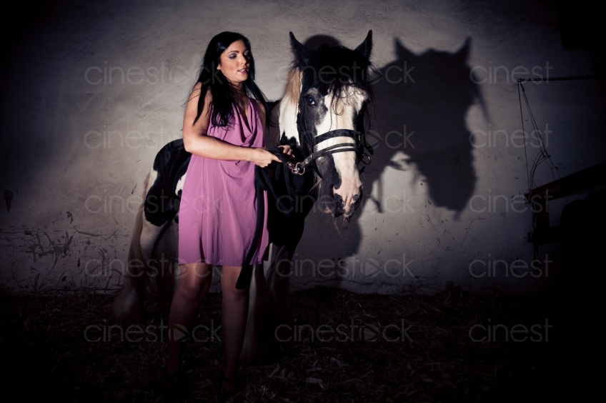 Pferd Fotoshooting mit Frau 20100606_0640